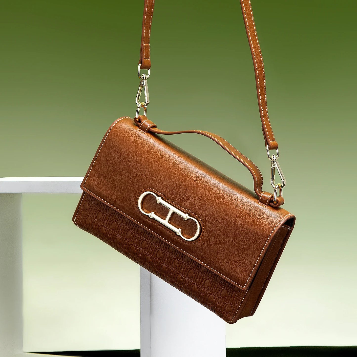 Elegant Leather Crossbody Bag for Women